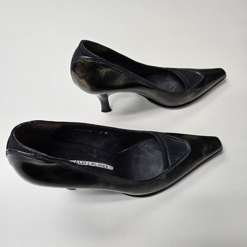Donald J. Pliner Marie S4 Heels Size 7m